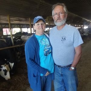 Meet your Posher, Linda donny